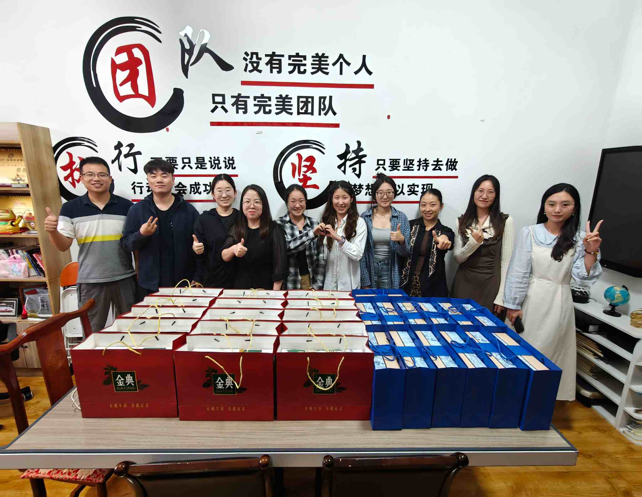 Zemaijia-да ұзақ бақытты мереке бар