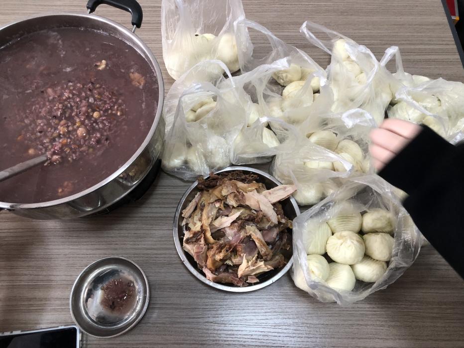 Zemeijia қызметкерлері Лаба фестивалін тойлайды